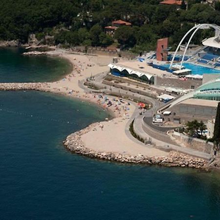Apartment Stefani Риека Экстерьер фото